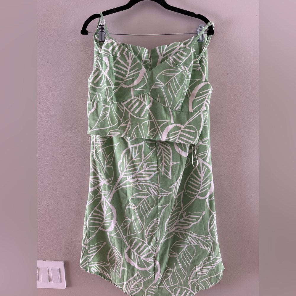 WORN ONCE - VICI - Palm Leaf Print Two Piece Summer Set - Picture 2 of 8